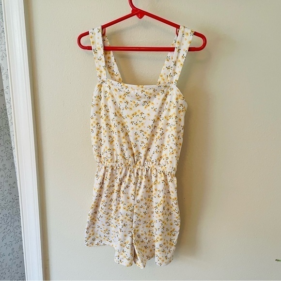 Sunset Sky Girls Romper Spring Flower Graphic Girls Excellent Condition Size 7-8 - Picture 9 of 9